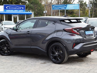 Toyota C-HR foto 4