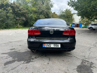 Volkswagen Passat foto 4