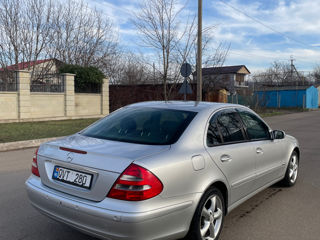 Mercedes E-Class foto 5