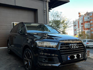 Audi Q7 foto 2