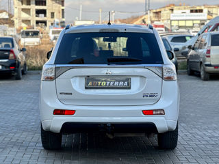 Mitsubishi Outlander foto 5