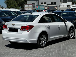 Chevrolet Cruze foto 3