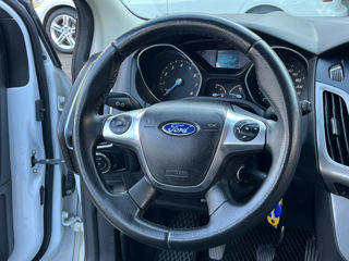 Ford Focus foto 9