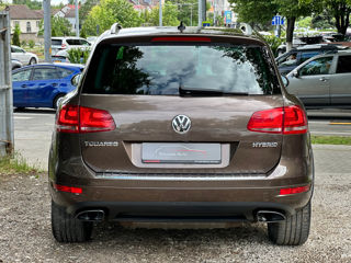 Volkswagen Touareg foto 5