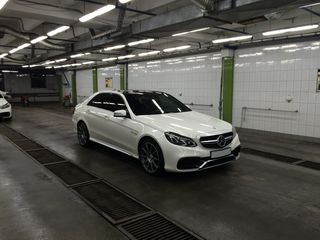 Mercedes-Benz E Class AMG E63 facelift - Лучшие цены, с водителем! Cele mai bune preturi, cu sofer! foto 8