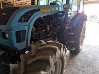 Vind tractor de 150 c.p. foto 2