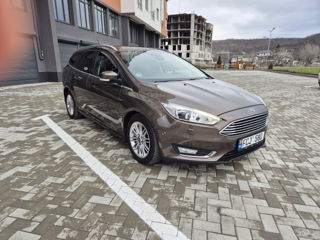 Ford Focus foto 2