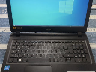 Notebook Acer ES1-533