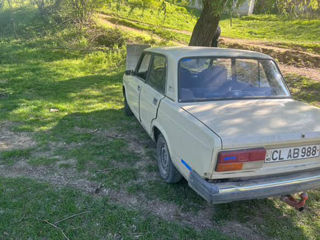 Lada / ВАЗ 2107 foto 2