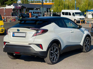 Toyota C-HR foto 6