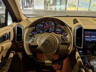 Porsche Cayenne foto 10