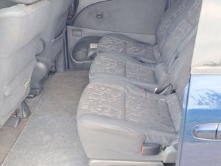 Toyota Previa foto 8