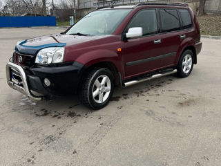 Nissan X-Trail foto 3