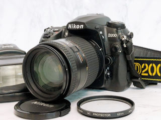 Nikon d200 (+ 28-105 macro)