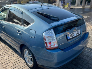 Toyota Prius foto 2