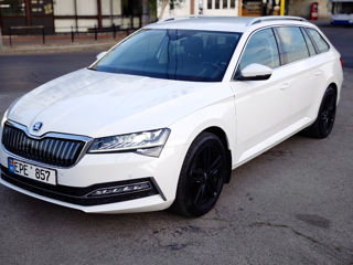 Skoda Superb foto 4