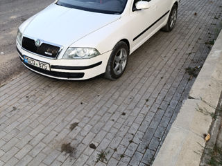 Skoda Octavia foto 2