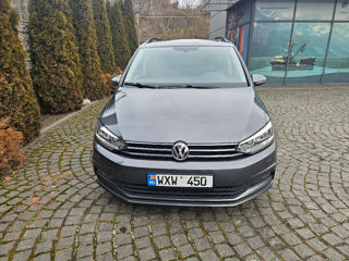 Volkswagen Touran foto 3