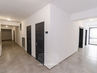 Apartament cu 2 camere, 62 m², Sculeni, Chișinău foto 2