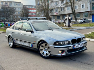 BMW 5 Series foto 5