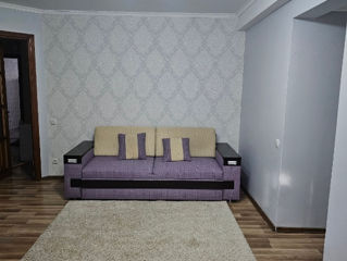 Apartament cu 2 camere, 85 m², Botanica, Chișinău foto 2