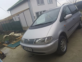 Volkswagen Sharan foto 5