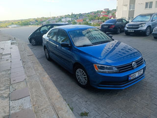 Volkswagen Jetta foto 2