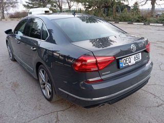 Volkswagen Passat foto 3