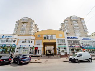 Apartament cu 3 camere, 104 m², Centru, Chișinău