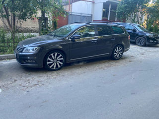 Volkswagen Passat foto 1