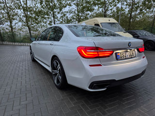 BMW 7 Series foto 4