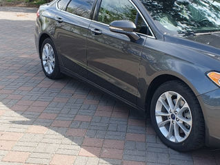 Ford Fusion foto 3