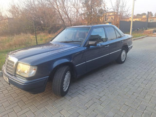 Mercedes Series (W124)