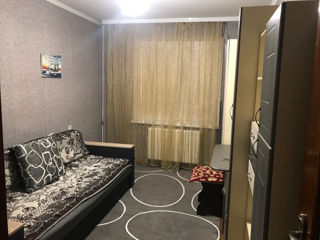 Se închiriaza apartament! foto 2