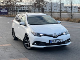 Toyota Auris foto 2