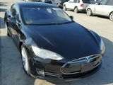 Tesla Model S foto 1