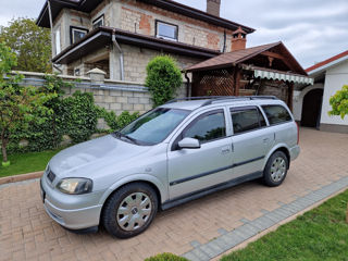 Opel Astra foto 2