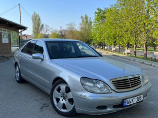 Mercedes S-Class foto 1