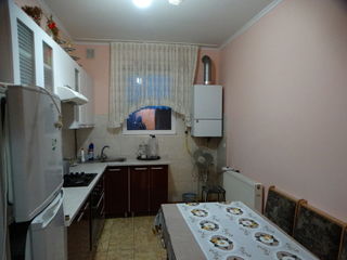 Se vinde casă cu 4 camere! 165 m2!+ Garaj! Cosmetică bună! Durlești, str. Sadoveanu! foto 5