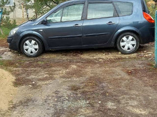 Renault Grand Scenic foto 3