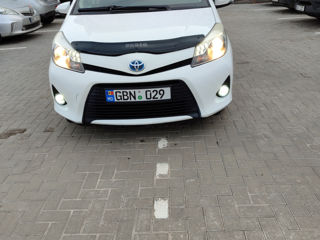 Toyota Yaris foto 9