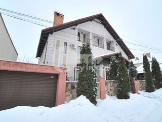 Casă, 3 nivele, 700 mp, Dumbrava, 290000 € ! foto 11