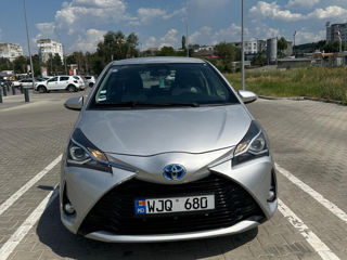 Toyota Yaris foto 1