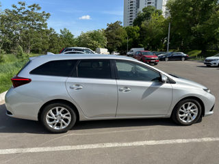 Toyota Auris foto 3