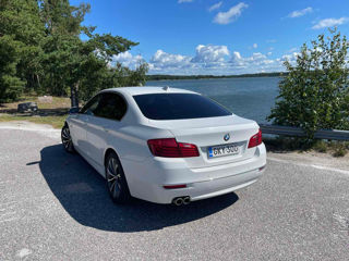 BMW 5 Series foto 6