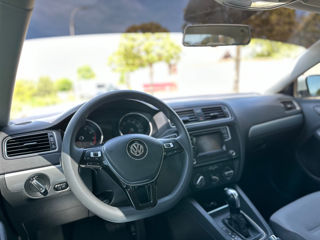 Volkswagen Jetta foto 11