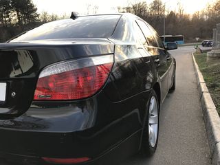 BMW 5 Series foto 5