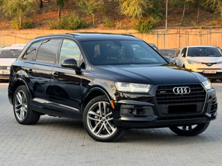 Audi Q7 foto 1