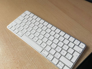 Complect Apple (Mac, Monitor, Keyboard, Mouse, Pad) foto 2