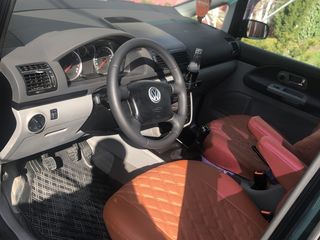 Volkswagen Sharan foto 5